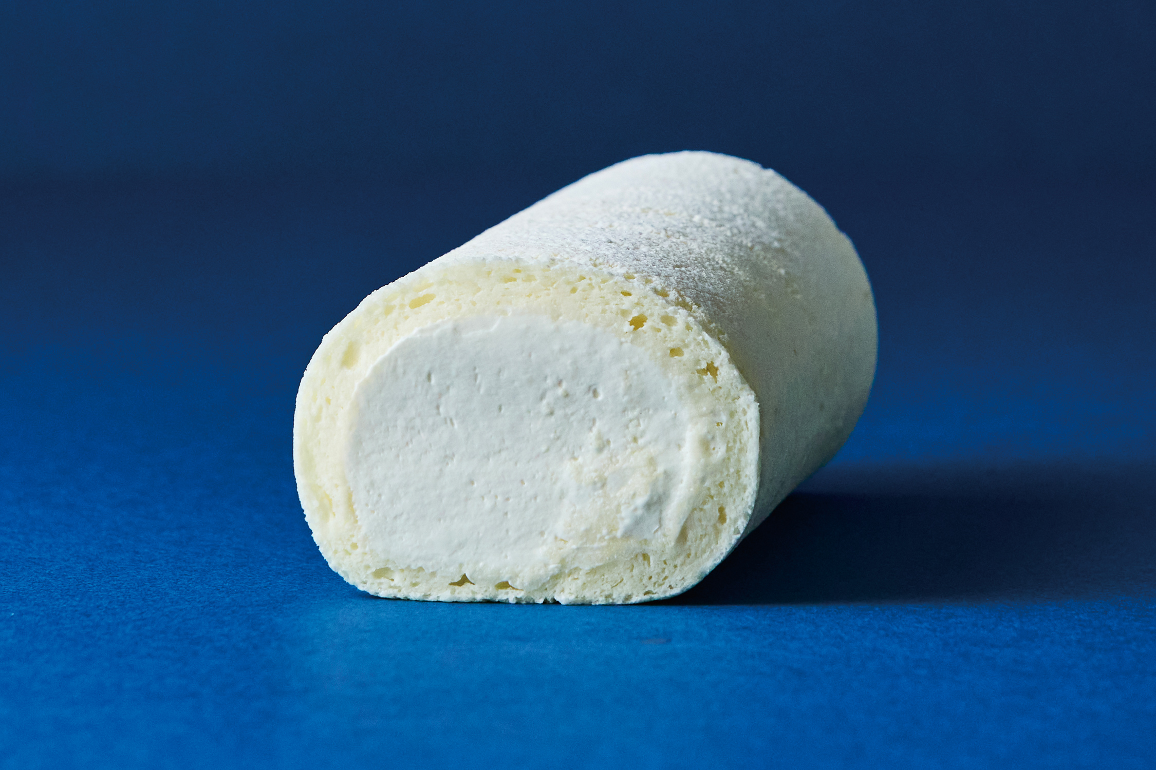 ROLL CAKE
